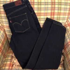 Levi’s Dark Denim High Rise Skinny Jeans - Size 32